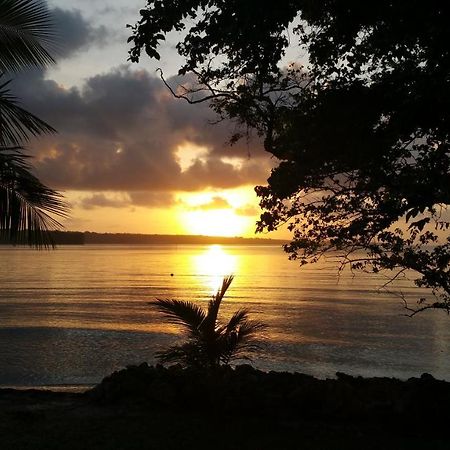 Santo Seaside Villas Luganville Bagian luar foto